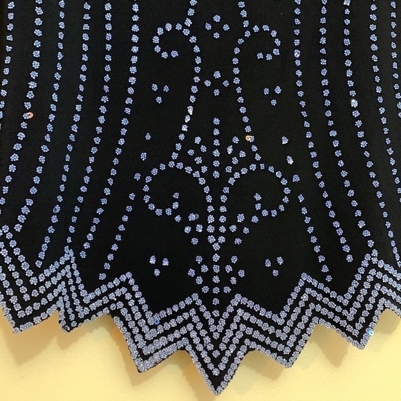 Collection Dress Barn | Beaded Sequin Black Sleeveless Pointed Scalloped Top XLP - Picture 5 of 17